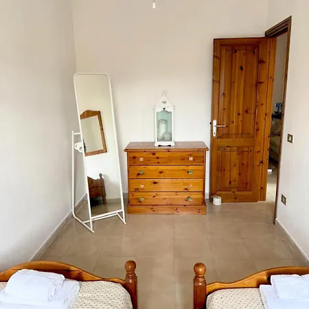 Casa Tra Il Mare E Il Centro Di San Teodoro * San Teodoro (Sardinia)